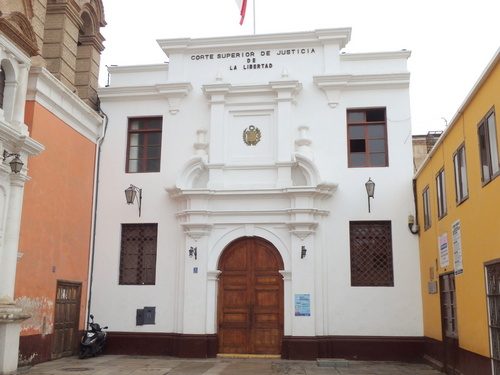 Walk about Trujillo, Peru.